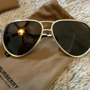 Burberry | Accessories | Burberry Not A Single Scratch I  display picture 3